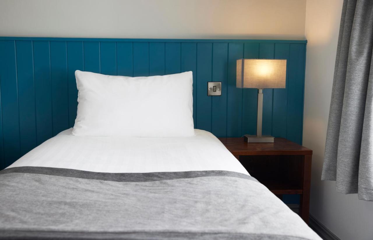 Highwayman Hotel Dunstable Extérieur photo